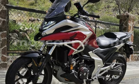 Comprar Usado Honda NC Vermelho Moto em Maputo em Maputo