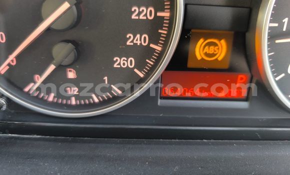 Comprar Usado BMW 3-Series Branco Carro em Maputo em Maputo Comprar Usado BMW 3-Series Branco Carro em Maputo em Maputo