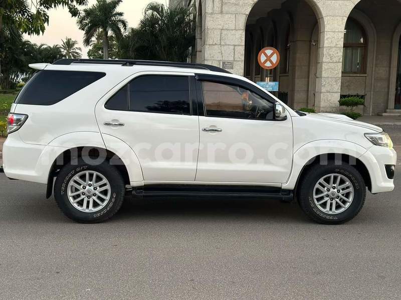 Big with watermark toyota fortuner maputo maputo 26366