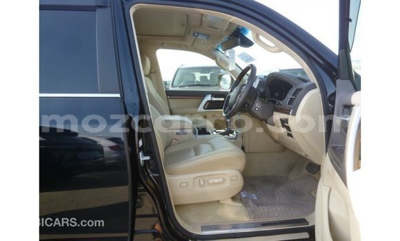 Nunua Imported Toyota Land Cruiser Nyeusi Gari ndani ya Import - Dubai nchini Cabo Delgado Nunua Imported Toyota Land Cruiser Nyeusi Gari ndani ya Import - Dubai nchini Cabo Delgado