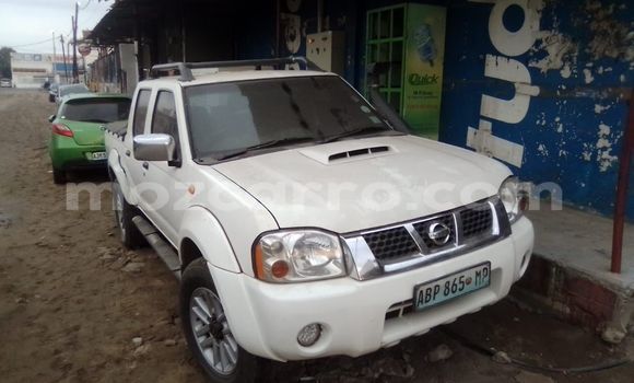 Nunua Ilio tumika Nissan Dualis Nyeupe Gari ndani ya Maputo nchini Maputo Nunua Ilio tumika Nissan Dualis Nyeupe Gari ndani ya Maputo nchini Maputo