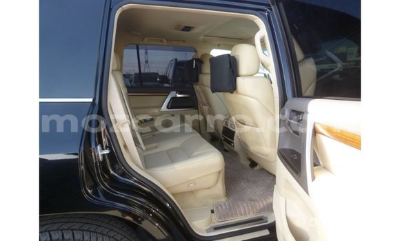 Nunua Imported Toyota Land Cruiser Nyeusi Gari ndani ya Import - Dubai nchini Cabo Delgado Nunua Imported Toyota Land Cruiser Nyeusi Gari ndani ya Import - Dubai nchini Cabo Delgado
