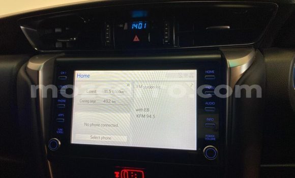 Nunua Ilio tumika Toyota Fortuner Fedha Gari ndani ya Búzi nchini Sofala Nunua Ilio tumika Toyota Fortuner Fedha Gari ndani ya Búzi nchini Sofala