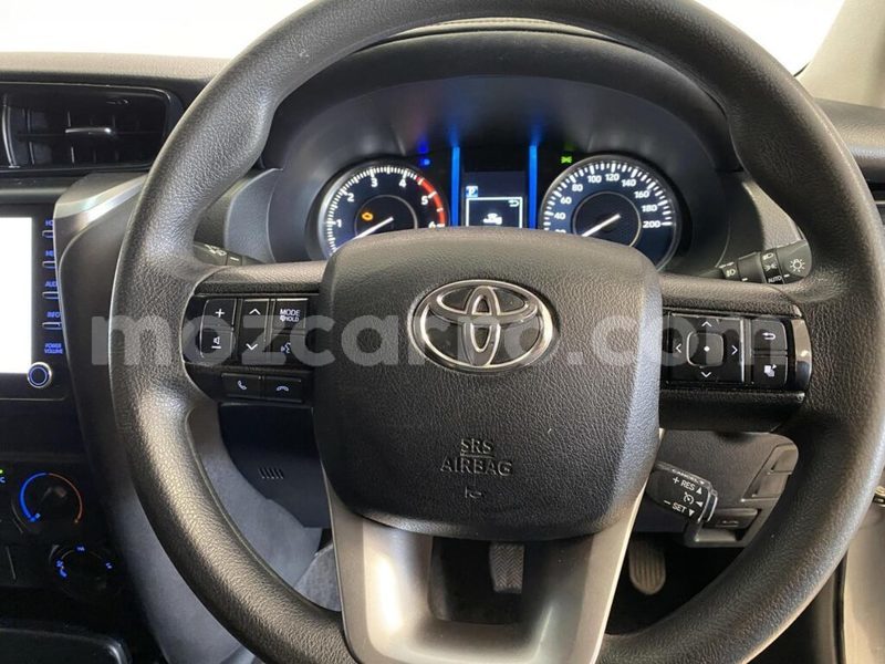 Big with watermark toyota fortuner sofala buzi 26373