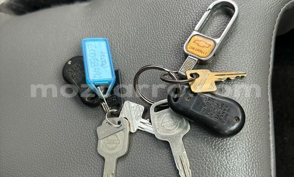 Comprar Usado Nissan Hardbody Branco Carro em Maputo em Maputo Comprar Usado Nissan Hardbody Branco Carro em Maputo em Maputo