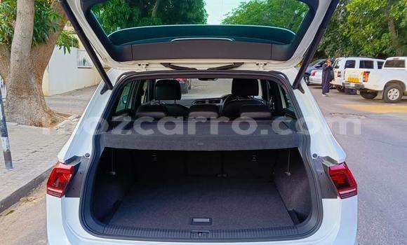 Comprar Novo Volkswagen Tiguan Branco Carro em Maputo em Maputo Comprar Novo Volkswagen Tiguan Branco Carro em Maputo em Maputo