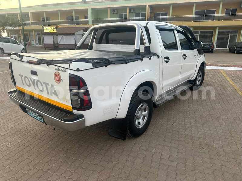 Big with watermark toyota hilux maputo maputo 26388