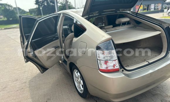 Tenga Tsaru Toyota Prius Bhurawuni Mota in Maputo in Maputo Tenga Tsaru Toyota Prius Bhurawuni Mota in Maputo in Maputo