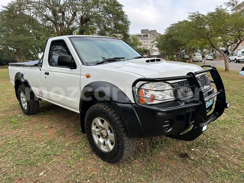 Big with watermark nissan np 300 maputo maputo 26391