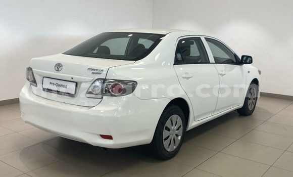 Comprar Usado Toyota Corolla Branco Carro em Boane em Maputo Comprar Usado Toyota Corolla Branco Carro em Boane em Maputo