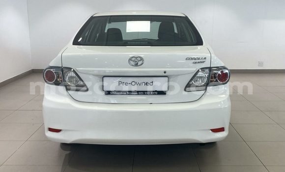 Comprar Usado Toyota Corolla Branco Carro em Boane em Maputo Comprar Usado Toyota Corolla Branco Carro em Boane em Maputo
