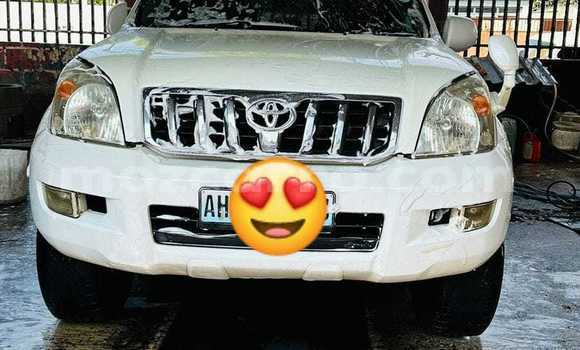 Buy Used Toyota Land Cruiser Prado White Car in Maputo in Maputo Buy Used Toyota Land Cruiser Prado White Car in Maputo in Maputo