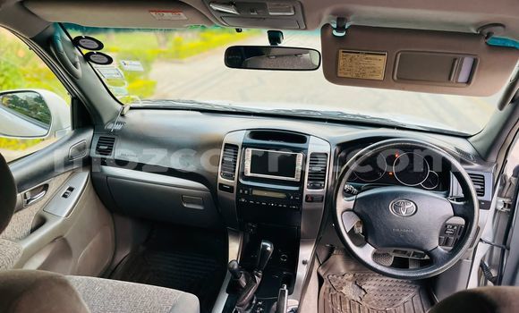 Nunua Ilio tumika Toyota Land Cruiser Prado Nyingine Gari ndani ya Maputo nchini Maputo Nunua Ilio tumika Toyota Land Cruiser Prado Nyingine Gari ndani ya Maputo nchini Maputo