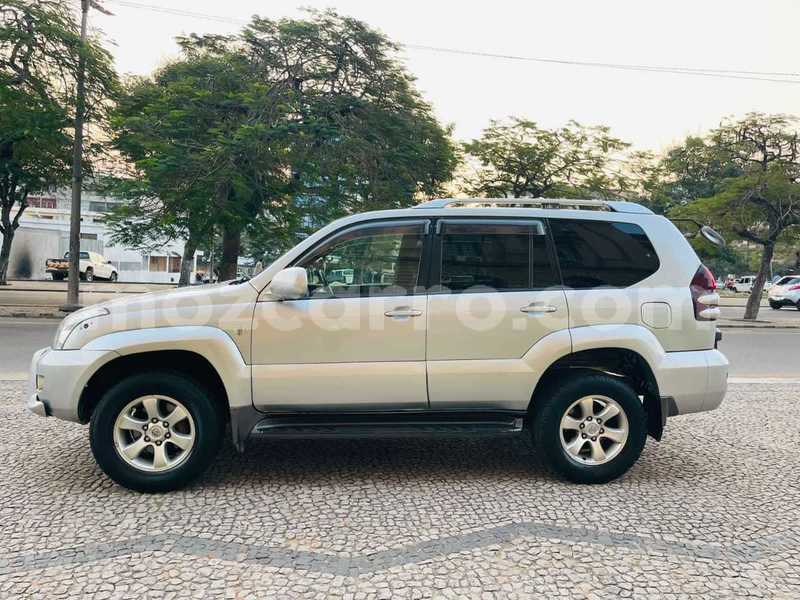 Big with watermark toyota land cruiser prado maputo maputo 26401