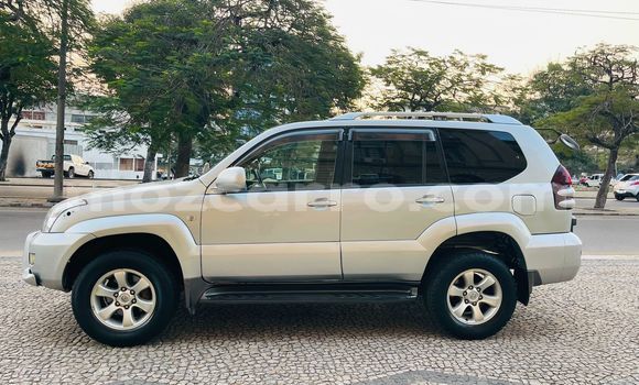 Nunua Ilio tumika Toyota Prado Nyingine Gari ndani ya Maputo nchini Maputo Nunua Ilio tumika Toyota Prado Nyingine Gari ndani ya Maputo nchini Maputo