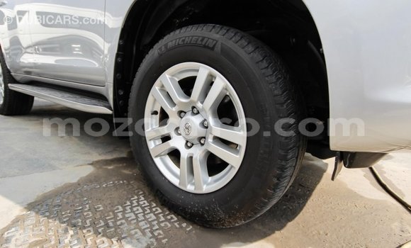 Nunua Imported Toyota Prado Nyingine Gari ndani ya Import - Dubai nchini Cabo Delgado Nunua Imported Toyota Prado Nyingine Gari ndani ya Import - Dubai nchini Cabo Delgado