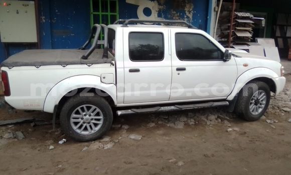 Comprar Usado Nissan Hardbody Branco Carro em Maputo em Maputo Comprar Usado Nissan Hardbody Branco Carro em Maputo em Maputo