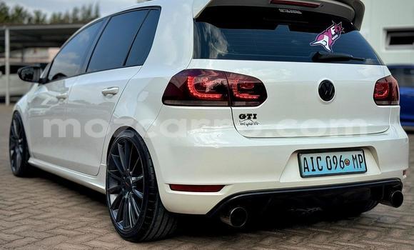 Comprar Usado Volkswagen Golf Branco Carro em Maputo em Maputo Comprar Usado Volkswagen Golf Branco Carro em Maputo em Maputo