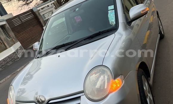 Comprar Usado Toyota Sienta Prata Carro em Maputo em Maputo Comprar Usado Toyota Sienta Prata Carro em Maputo em Maputo