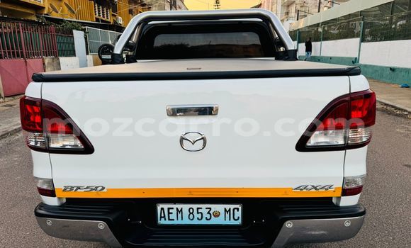 Nunua Ilio tumika Mazda BT-50 Nyeupe Gari ndani ya Maputo nchini Maputo Nunua Ilio tumika Mazda BT-50 Nyeupe Gari ndani ya Maputo nchini Maputo