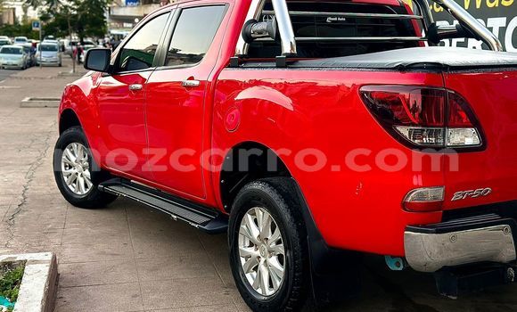 Nunua Ilio tumika Mazda BT-50 Nyekundu Gari ndani ya Maputo nchini Maputo Nunua Ilio tumika Mazda BT-50 Nyekundu Gari ndani ya Maputo nchini Maputo