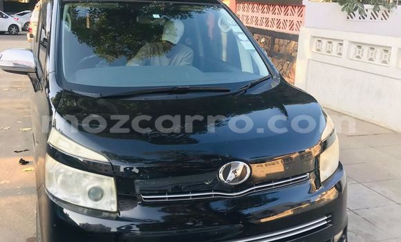 Nunua Ilio tumika Toyota Voxy Nyeusi Gari ndani ya Maputo nchini Maputo Nunua Ilio tumika Toyota Voxy Nyeusi Gari ndani ya Maputo nchini Maputo