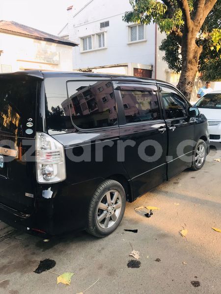 Big with watermark toyota voxy maputo maputo 26451