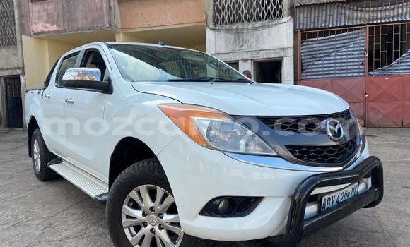 Tenga Tsaru Mazda BT-50 Chena Mota in Maputo in Maputo Tenga Tsaru Mazda BT-50 Chena Mota in Maputo in Maputo