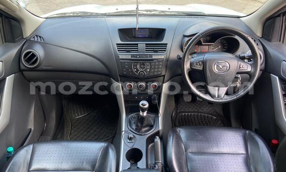 Tenga Tsaru Mazda BT-50 Chena Mota in Maputo in Maputo Tenga Tsaru Mazda BT-50 Chena Mota in Maputo in Maputo