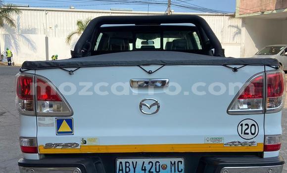 Tenga Tsaru Mazda BT-50 Chena Mota in Maputo in Maputo Tenga Tsaru Mazda BT-50 Chena Mota in Maputo in Maputo