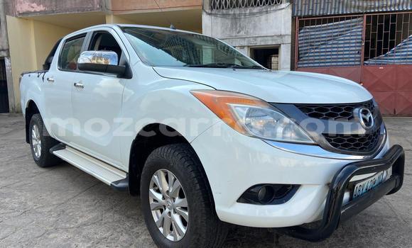 Tenga Tsaru Mazda BT-50 Chena Mota in Maputo in Maputo Tenga Tsaru Mazda BT-50 Chena Mota in Maputo in Maputo