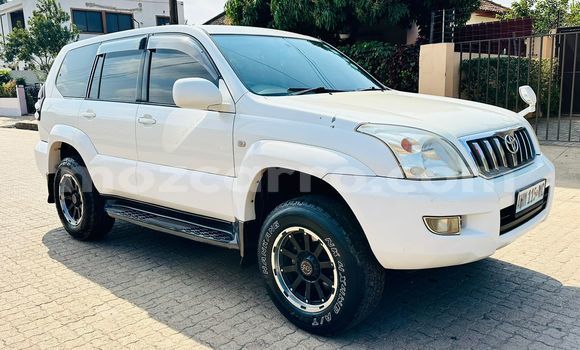 Nunua Ilio tumika Toyota Land Cruiser Nyeupe Gari ndani ya Maputo nchini Maputo Nunua Ilio tumika Toyota Land Cruiser Nyeupe Gari ndani ya Maputo nchini Maputo