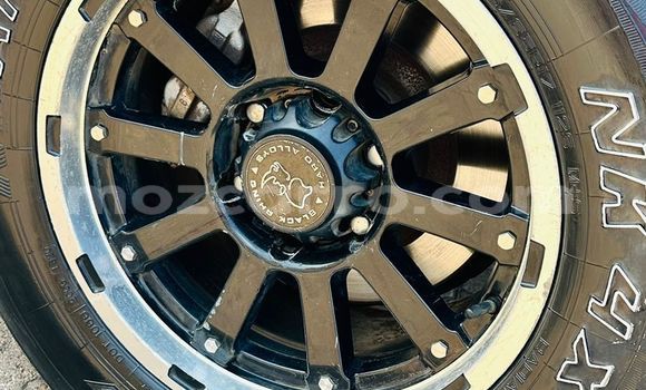 Nunua Ilio tumika Toyota Land Cruiser Nyeupe Gari ndani ya Maputo nchini Maputo Nunua Ilio tumika Toyota Land Cruiser Nyeupe Gari ndani ya Maputo nchini Maputo