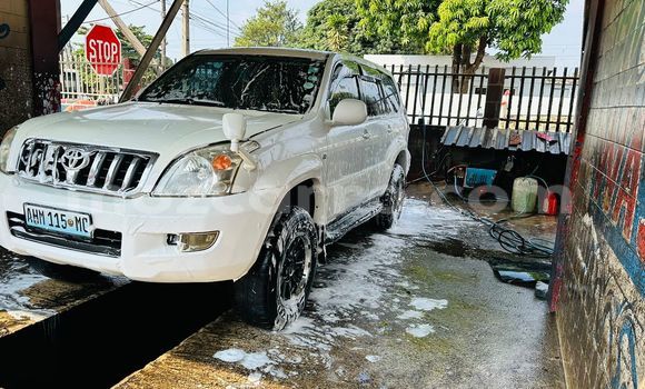 Nunua Ilio tumika Toyota Land Cruiser Nyeupe Gari ndani ya Maputo nchini Maputo Nunua Ilio tumika Toyota Land Cruiser Nyeupe Gari ndani ya Maputo nchini Maputo
