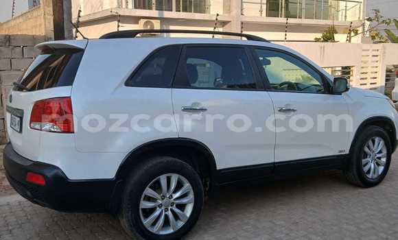 Comprar Usado Kia Sorento Branco Carro em Maputo em Maputo