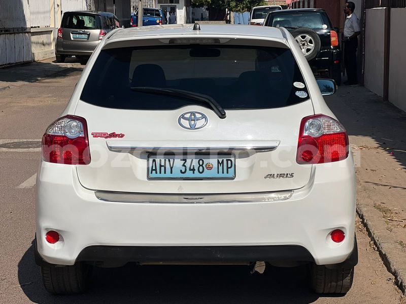 Big with watermark toyota auris maputo maputo 26457