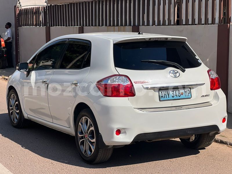 Big with watermark toyota auris maputo maputo 26457