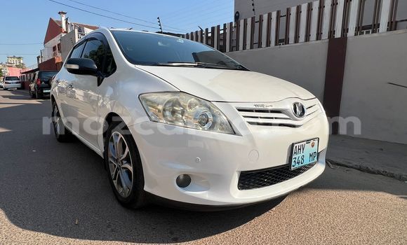 Nunua Ilio tumika Toyota Auris Nyeupe Gari ndani ya Maputo nchini Maputo Nunua Ilio tumika Toyota Auris Nyeupe Gari ndani ya Maputo nchini Maputo