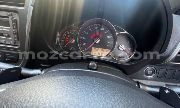 Comprar Usado Toyota Ractis Prata Carro em Maputo em Maputo Comprar Usado Toyota Ractis Prata Carro em Maputo em Maputo
