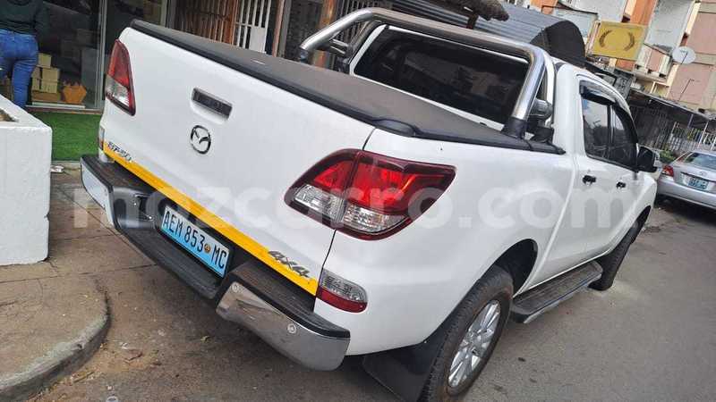 Big with watermark mazda bt 50 maputo maputo 26464