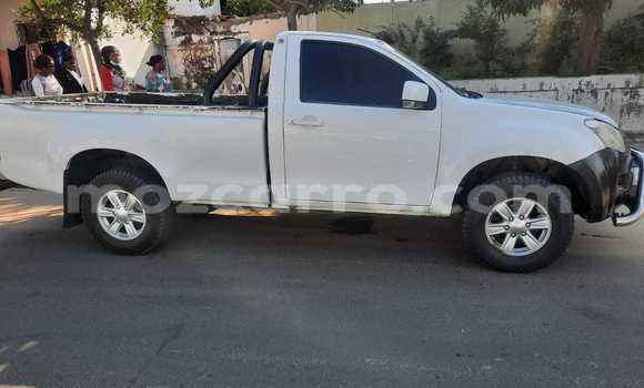 Buy Used Isuzu D-MAX White Car in Maputo in Maputo Buy Used Isuzu D-MAX White Car in Maputo in Maputo