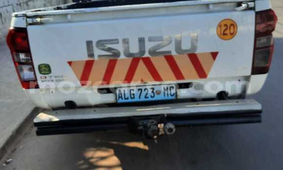 Buy Used Isuzu D-MAX White Car in Maputo in Maputo Buy Used Isuzu D-MAX White Car in Maputo in Maputo