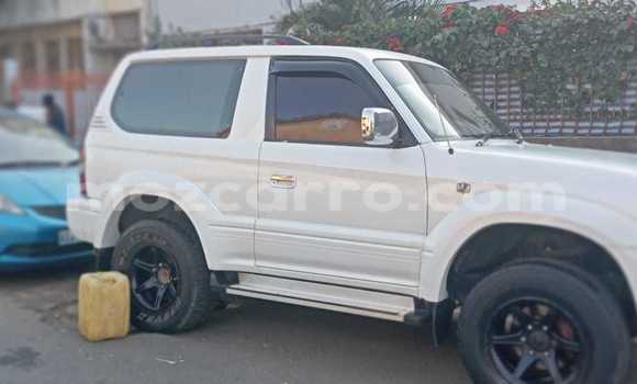 Buy Used Toyota Land Cruiser Prado White Car in Maputo in Maputo Buy Used Toyota Land Cruiser Prado White Car in Maputo in Maputo