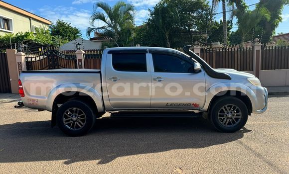 Tenga Tsaru Toyota Hilux Zvimwe Mota in Maputo in Maputo Tenga Tsaru Toyota Hilux Zvimwe Mota in Maputo in Maputo