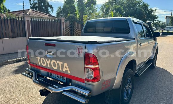 Tenga Tsaru Toyota Hilux Zvimwe Mota in Maputo in Maputo Tenga Tsaru Toyota Hilux Zvimwe Mota in Maputo in Maputo