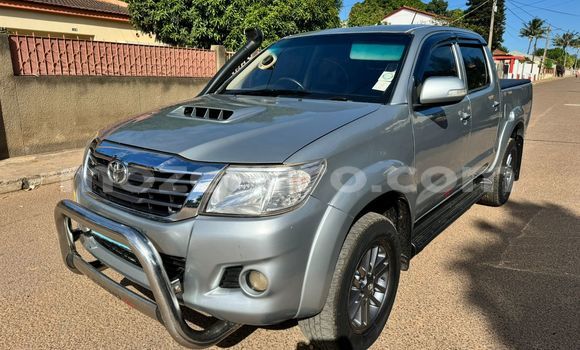 Tenga Tsaru Toyota Hilux Zvimwe Mota in Maputo in Maputo Tenga Tsaru Toyota Hilux Zvimwe Mota in Maputo in Maputo