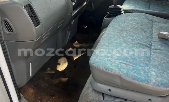 Nunua Ilio tumika Mitsubishi Carisma Nyeupe Gari ndani ya Maputo nchini Maputo Nunua Ilio tumika Mitsubishi Carisma Nyeupe Gari ndani ya Maputo nchini Maputo