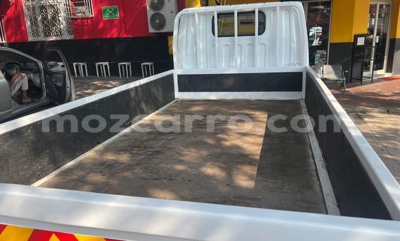 Nunua Ilio tumika Mitsubishi Carisma Nyeupe Gari ndani ya Maputo nchini Maputo Nunua Ilio tumika Mitsubishi Carisma Nyeupe Gari ndani ya Maputo nchini Maputo