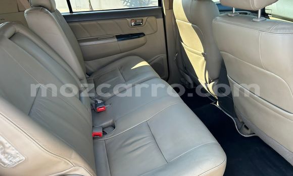 Tenga Tsaru Toyota Fortuner Bhuruu Mota in Maputo in Maputo Tenga Tsaru Toyota Fortuner Bhuruu Mota in Maputo in Maputo
