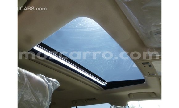 Comprar Importar Toyota Land Cruiser Branco Carro em Import - Dubai em Cabo Delgado Comprar Importar Toyota Land Cruiser Branco Carro em Import - Dubai em Cabo Delgado